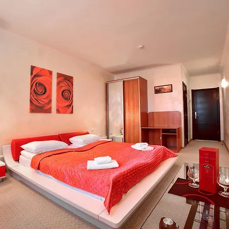 Marinara Hotel 2*